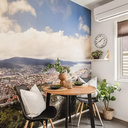 Dinbnb Homes I 700m To Bryggen & Street Parking Bergen