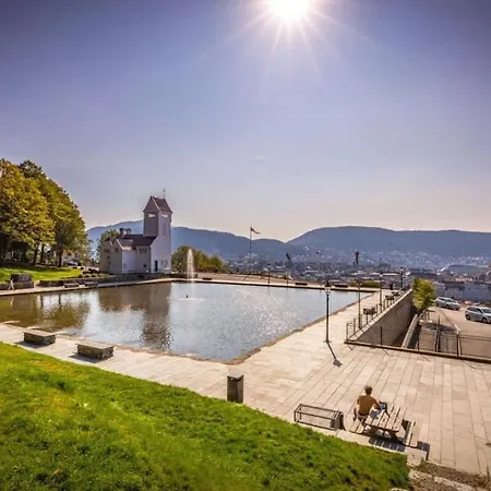Dinbnb Homes I 700m To Bryggen & Street Parking Bergen